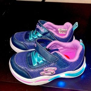 Sketchers light up sneakers